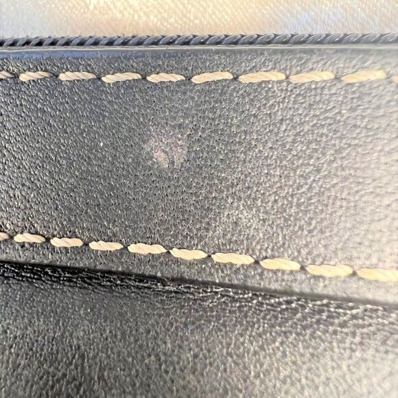 Coach Leather Wristlet - GUC - Picture 4 of 8